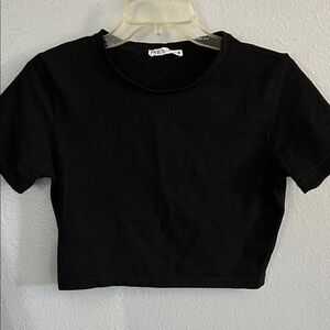Zara Black Cropped Crewneck Tee
